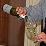 vino sommelier PIXABAY